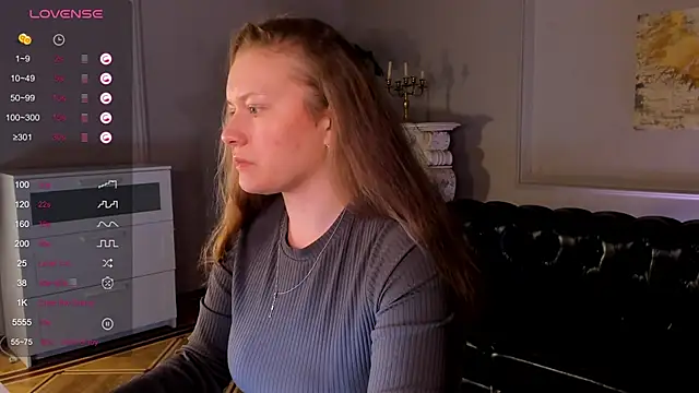 Snapshot of Ariell_Margot_ chatting on January 26, 2025, 5:13 am Ariell Margot online show from January 26, 2025, 5:13 am