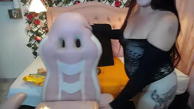 Snapshot of ElizabethSweet_ chatting on January 27, 2025, 7:24 pm ElizabethSweet online show from January 27, 2025, 7:24 pm