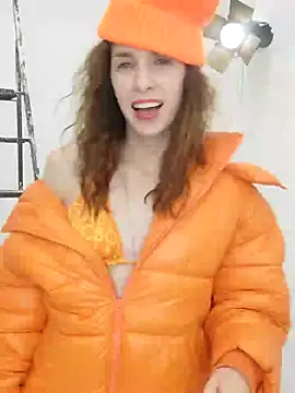 YourSuperModel online show from October 31, 2025, 4:19 pm