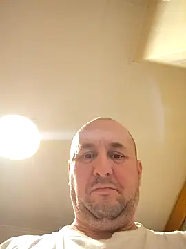 intx800 online show from December 17, 2024, 3:17 am