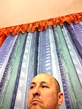 intx800 online show from February 23, 2025, 4:35 pm