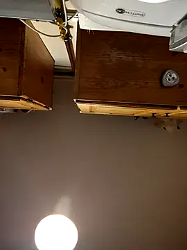 intx800 online show from March 8, 2025, 4:50 pm