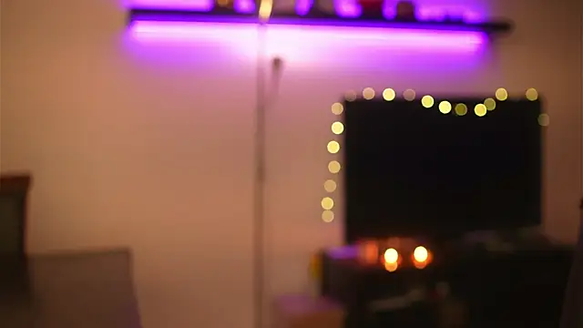 Snapshot of Bellis_Perenis chatting on December 4, 2024, 3:26 am Bellis Perenis online show from December 4, 2024, 3:26 am