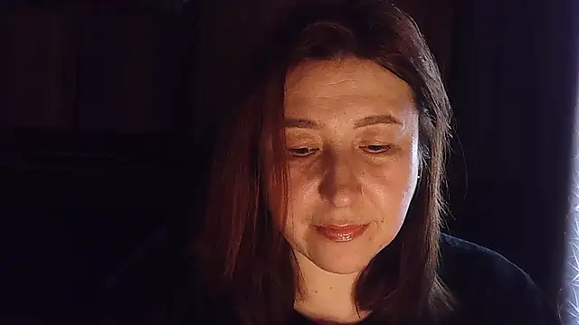 Snapshot of FiireTaliia chatting on March 7, 2025, 12:45 pm FiireTaliia online show from March 7, 2025, 12:45 pm