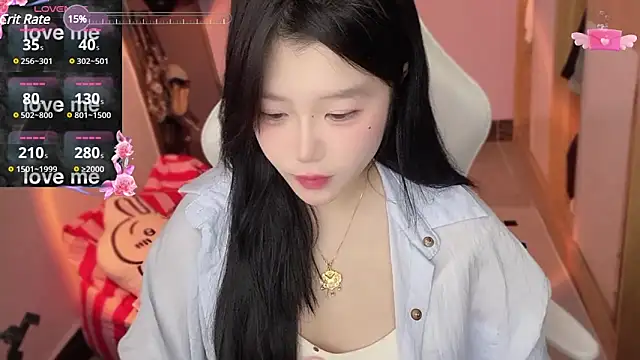 Snapshot of xiSSts chatting on February 25, 2025, 12:47 am xiSSts online show from February 25, 2025, 12:47 am