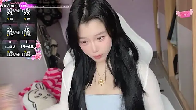 Snapshot of xiSSts chatting on February 26, 2025, 12:49 am xiSSts online show from February 26, 2025, 12:49 am