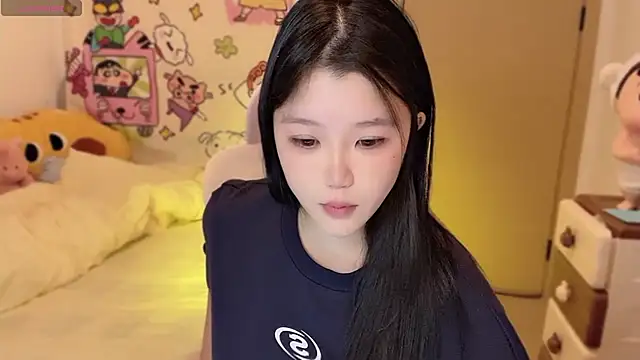 Snapshot of xiSSts chatting on October 24, 2025, 9:00 pm xiSSts online show from October 24, 2025, 9:00 pm