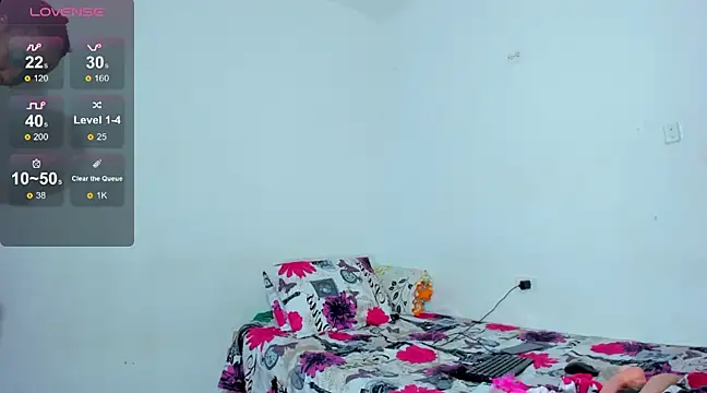 Snapshot of tisaya_8 chatting on February 20, 2025, 6:24 pm tisaya 8 online show from February 20, 2025, 6:24 pm