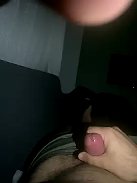 fotomodelsex online show from November 6, 2025, 8:21 pm