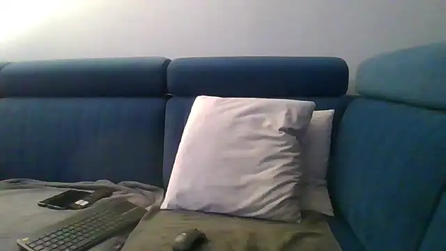 Snapshot of axecoman60 chatting on March 14, 2025, 10:16 pm axecoman60 online show from March 14, 2025, 10:16 pm