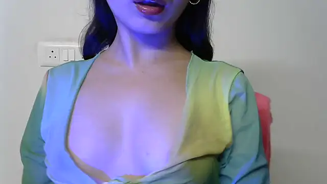 Snapshot of amrita2210 chatting on October 4, 2025, 5:44 pm amrita2210 online show from October 4, 2025, 5:44 pm