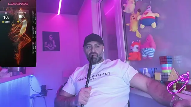 MAGABEAR077 online show from February 7, 2025, 4:03 pm