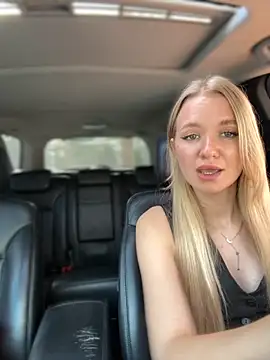 Devill Angel  online show from September 12, 2025, 11:43 am