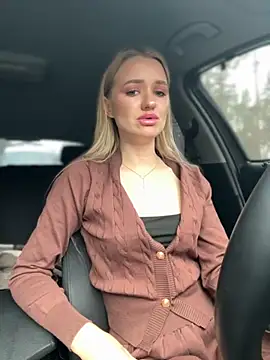 Devill Angel  online show from October 27, 2025, 11:03 am