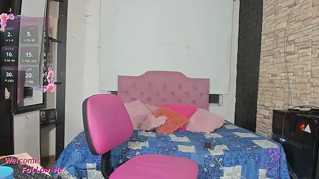 kitty queen10 online show from December 10, 2024, 4:45 am