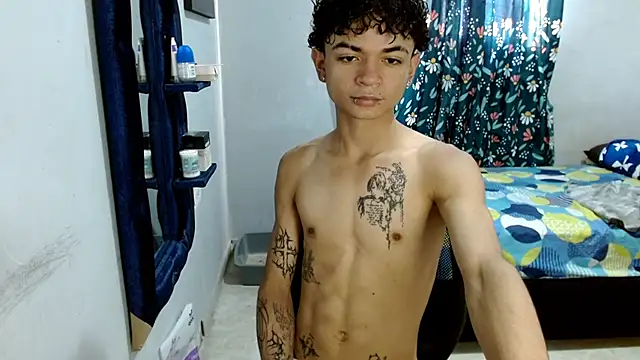 Snapshot of Lovebeng_ chatting on March 14, 2025, 9:43 pm Lovebeng online show from March 14, 2025, 9:43 pm