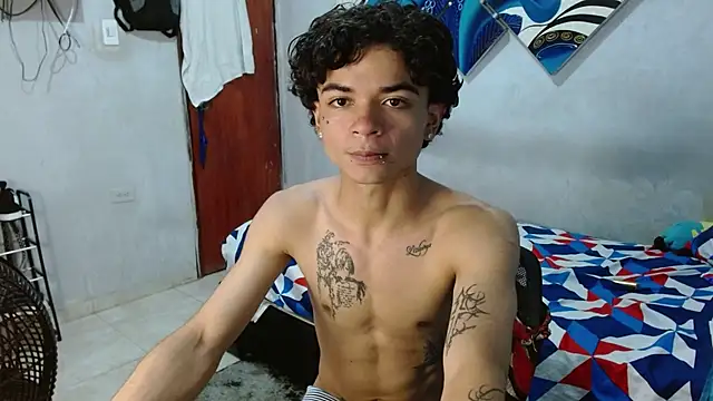 Snapshot of Lovebeng_ chatting on December 14, 2025, 4:51 am Lovebeng online show from December 14, 2025, 4:51 am