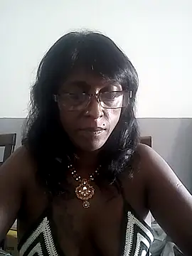 mamakarma1403 online show from March 14, 2025, 12:32 am