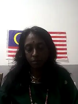 mamakarma1403 online show from October 26, 2025, 3:29 pm