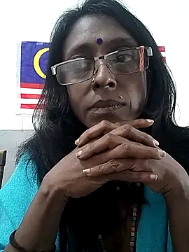 mamakarma1403 online show from November 27, 2025, 2:57 am