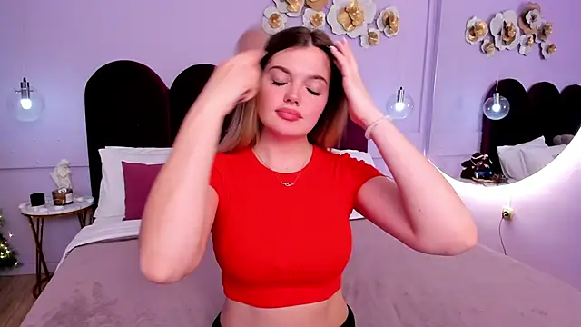 ZaraBloom online show from January 4, 2025, 9:20 pm