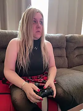 PuckBunny17 online show from September 29, 2025, 9:52 pm