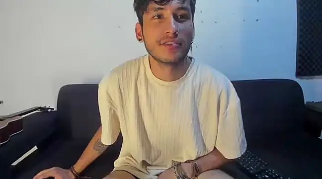 Snapshot of Henrikk_senn chatting on December 3, 2024, 9:55 am Henrikk senn online show from December 3, 2024, 9:55 am