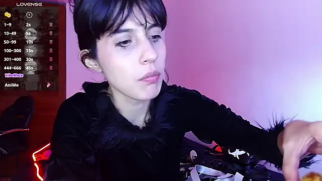 Snapshot of bellatrix25 chatting on February 15, 2025, 9:15 pm bellatrix25 online show from February 15, 2025, 9:15 pm