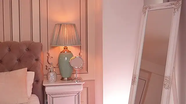 MayaVixxen online show from February 12, 2025, 6:51 am