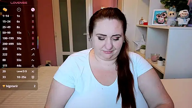 lovely adelle online show from November 29, 2025, 8:39 am