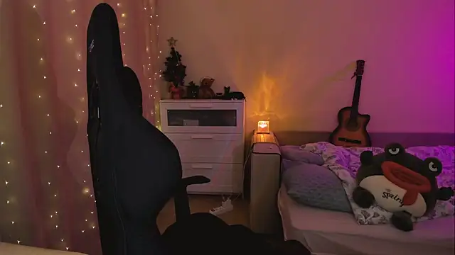 Diana Flower online show from February 9, 2025, 12:52 pm