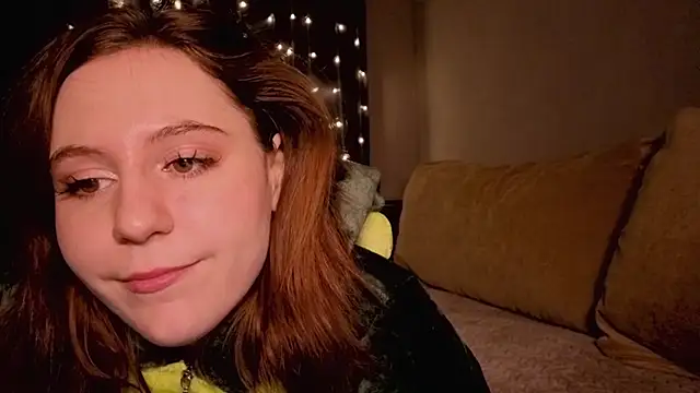 Diana Flower online show from December 15, 2025, 1:10 am