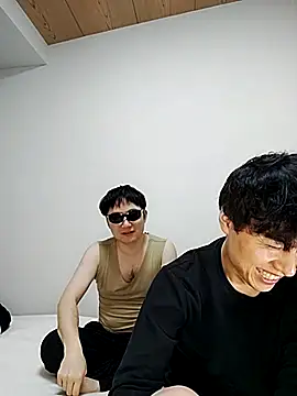 Snapshot of whitebriefboy chatting on March 6, 2025, 3:24 pm whitebriefboy online show from March 6, 2025, 3:24 pm