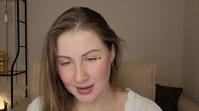 Snapshot of Helens_love chatting on November 28, 2025, 1:52 am Helens love online show from November 28, 2025, 1:52 am