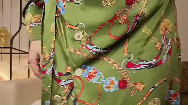 Snapshot of Helens_love chatting on November 29, 2025, 1:52 am Helens love online show from November 29, 2025, 1:52 am