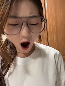 Sweet-Angel999 online show from November 28, 2025, 3:04 pm