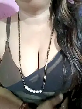 Beautyy38 online show from November 16, 2025, 3:23 am