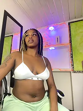 Snapshot of zendaya_wilson chatting on October 26, 2025, 4:29 am zendaya wilson online show from October 26, 2025, 4:29 am