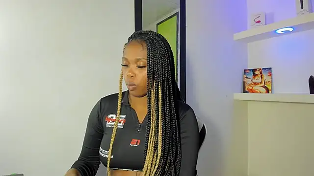 Snapshot of zendaya_wilson chatting on November 13, 2025, 5:17 am zendaya wilson online show from November 13, 2025, 5:17 am