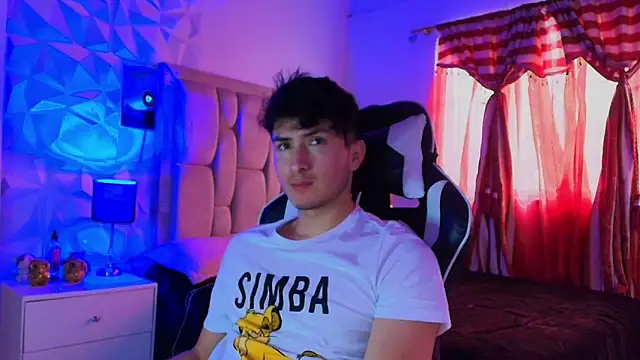 santyago taylor online show from December 27, 2024, 7:03 pm