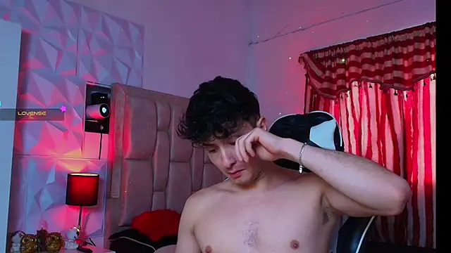 santyago taylor online show from January 27, 2025, 6:20 pm