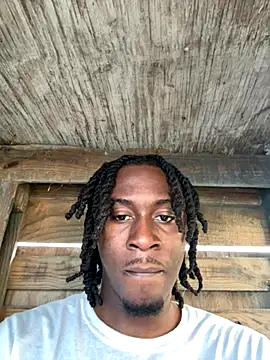 Snapshot of Ben4Ten chatting on November 30, 2025, 4:22 pm Ben4Ten online show from November 30, 2025, 4:22 pm