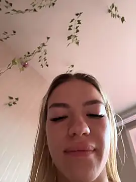 -Sexy Barbie- online show from October 27, 2025, 2:37 am