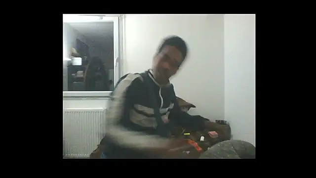 Snapshot of POPAYE972 chatting on March 14, 2025, 5:05 am POPAYE972 online show from March 14, 2025, 5:05 am