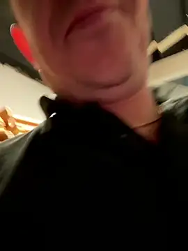 Snapshot of mrwright878787 chatting on November 20, 2025, 6:07 pm mrwright878787 online show from November 20, 2025, 6:07 pm