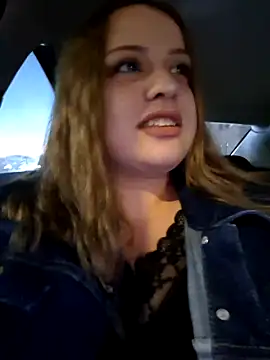 Snapshot of cansuozell chatting on November 9, 2025, 2:59 pm cansuozell online show from November 9, 2025, 2:59 pm