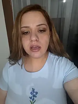 Snapshot of cansuozell chatting on November 14, 2025, 7:56 pm cansuozell online show from November 14, 2025, 7:56 pm