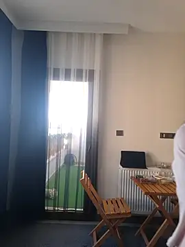 Snapshot of cansuozell chatting on November 28, 2025, 5:21 am cansuozell online show from November 28, 2025, 5:21 am