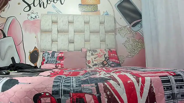 KOURTNEY-- online show from February 12, 2025, 1:09 am