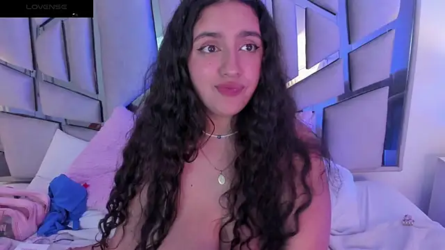 Snapshot of paulette_dupont chatting on January 25, 2025, 9:57 am paulette dupont online show from January 25, 2025, 9:57 am